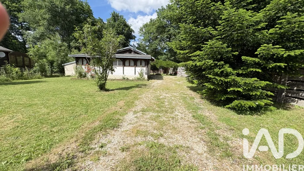 Aed - Chalet with Lake Access in Calm Setting