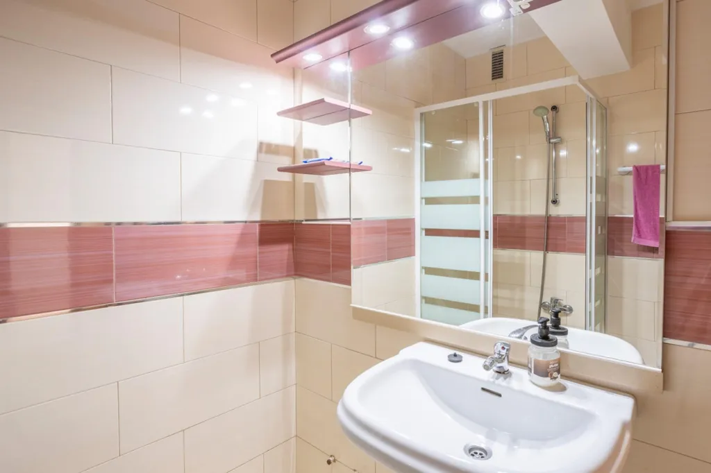 Vannitoad - Spacious Apartment with Terraced Views in Delicias