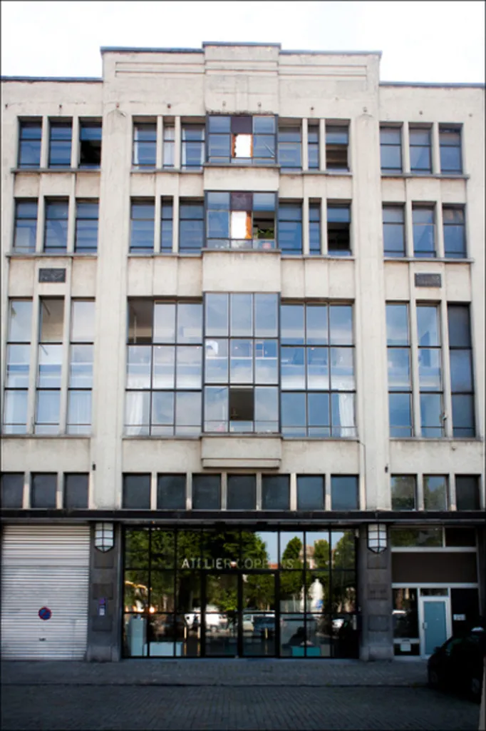 Extérieur - Bâtiment Commercial Atypique sur la Nieuwe Graanmarkt à Bruxelles