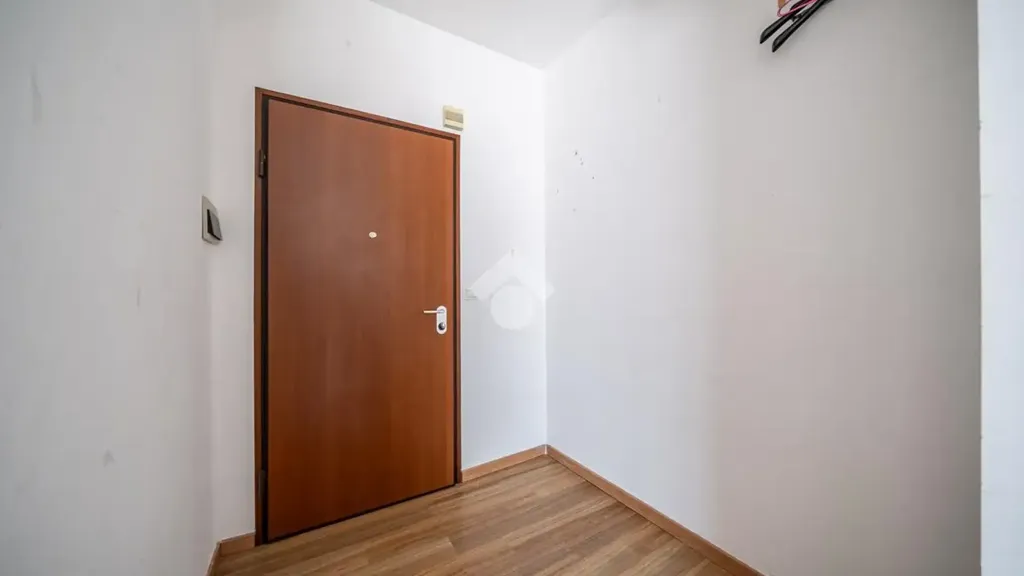 hallway_entrance