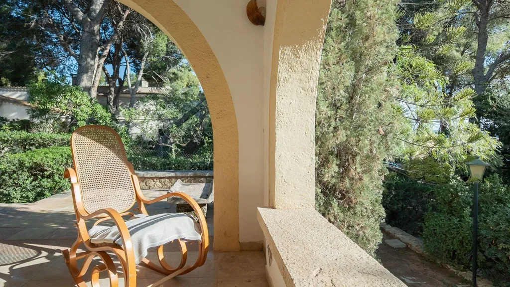 Terrasse - Mallorcan-Style Villa with Pool in Bendinat