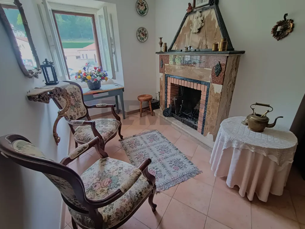 Séjour - Apartment with Mountain View in Civitella Alfedena