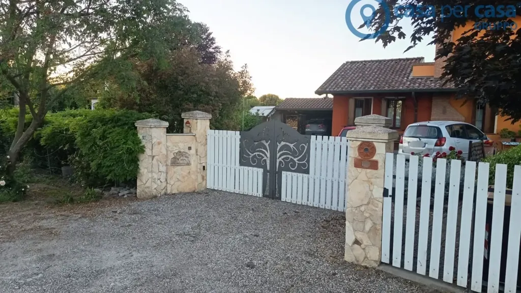 Extérieur - Rustic Villa with Garden in Lusia