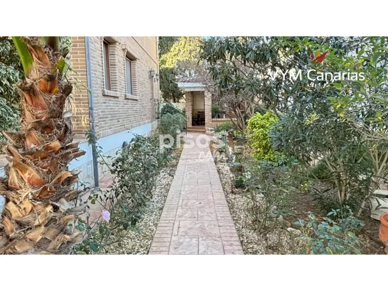 Jardin - Luxury Villa with Pool in Ciudad Quesada