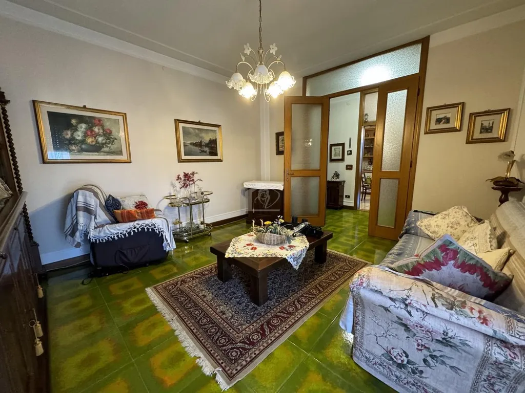 Séjour - Spacious Apartment with Balconies in Suzzara