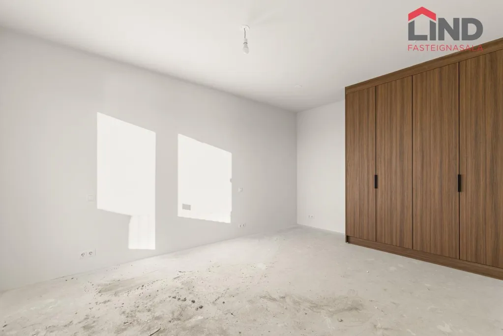 Toad - New Apartment with Elevator in Skarðshlíðarhverfi