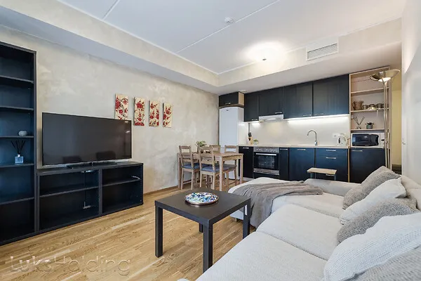 Soggiorno - Apartment with Balcony and Parking in Mustamäe