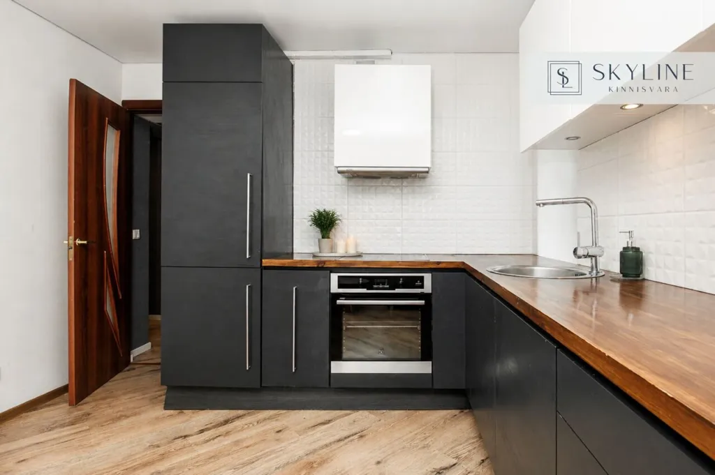 Kitchen - Functional 3-Bedroom Flat with Garden in Kristiine