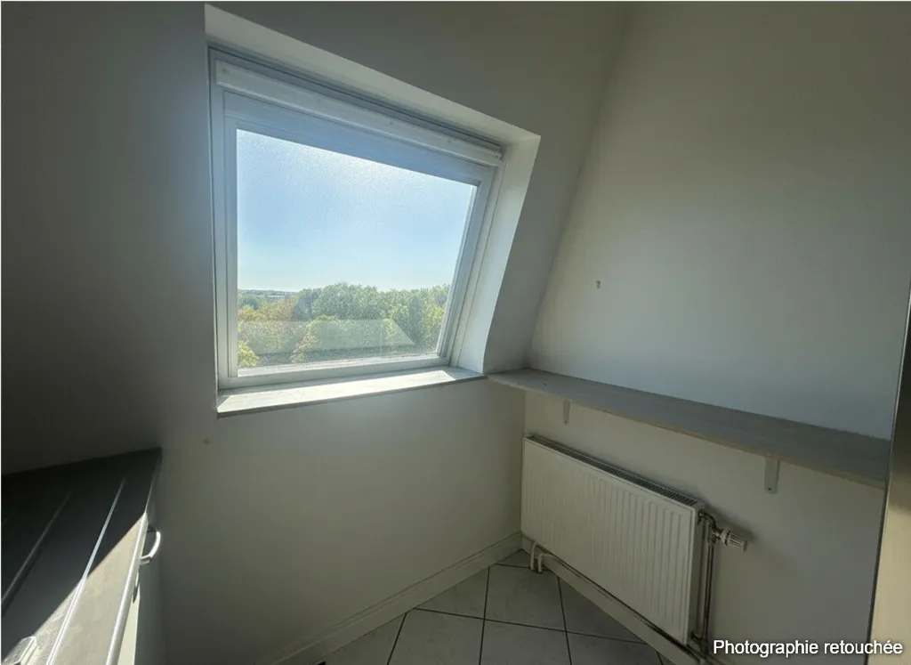 Toad - Fourth Floor Flat with Balcony in Limay