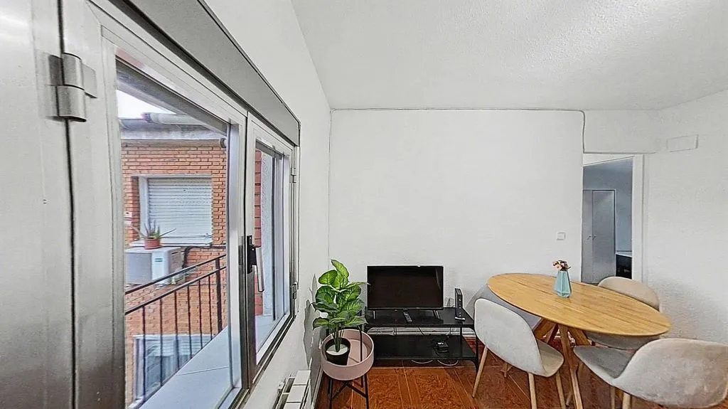 Salle à manger - 3-Bedroom Apartment with Terrace in San Nicasio