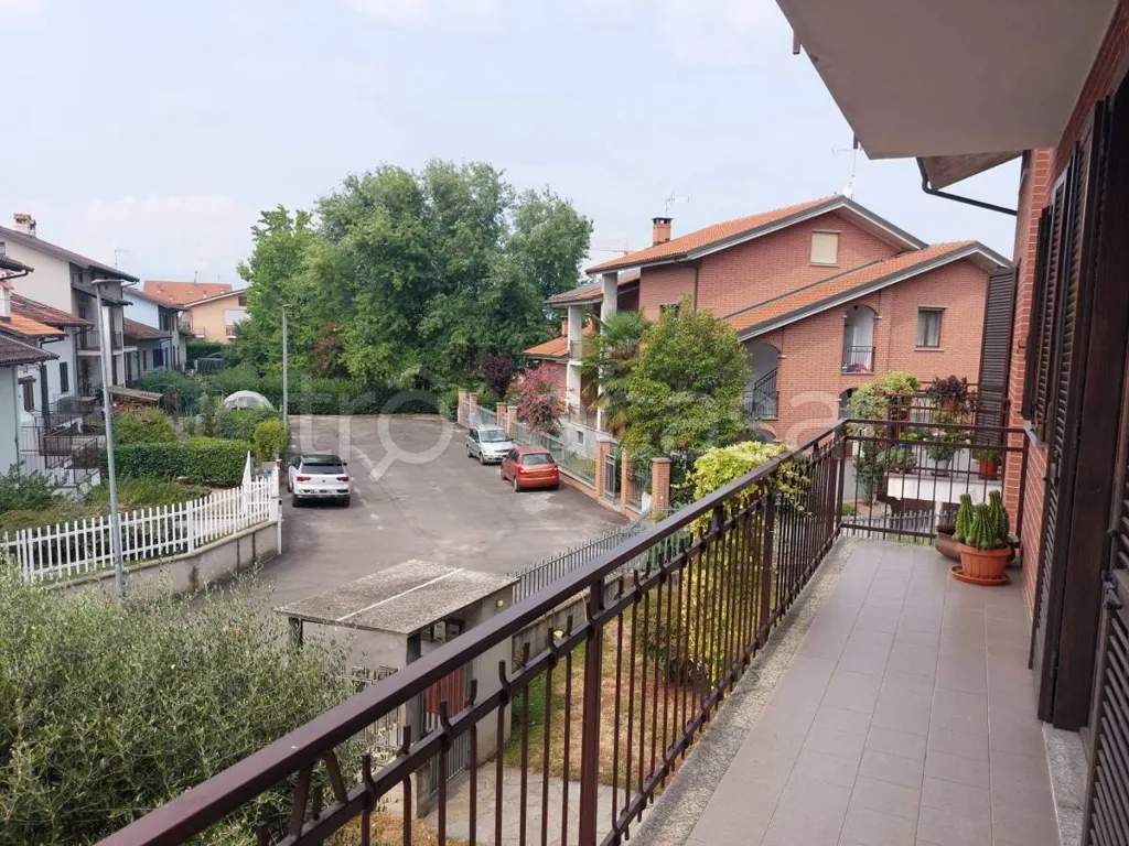 Balcon - Spacious Apartment with Balconies in Scarnafigi