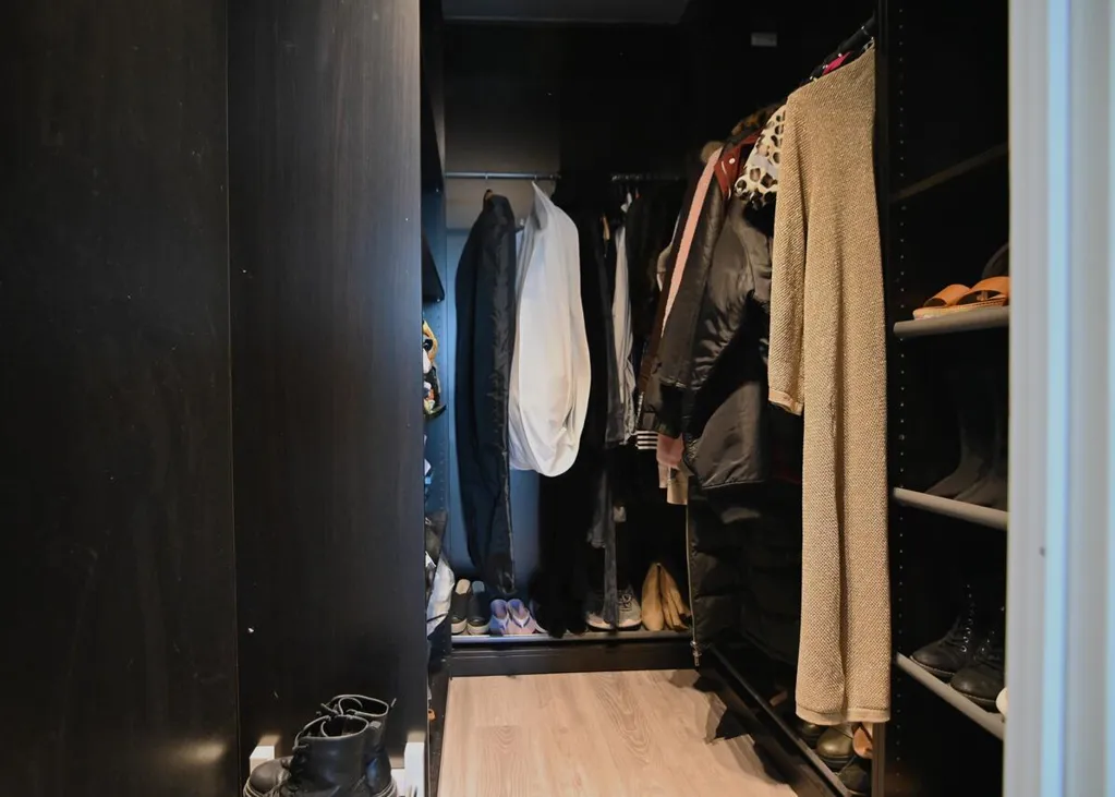 closet_dressing