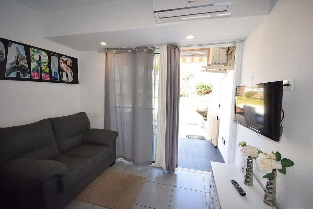 Elutuba - Studio with Pool in Playa del Inglés