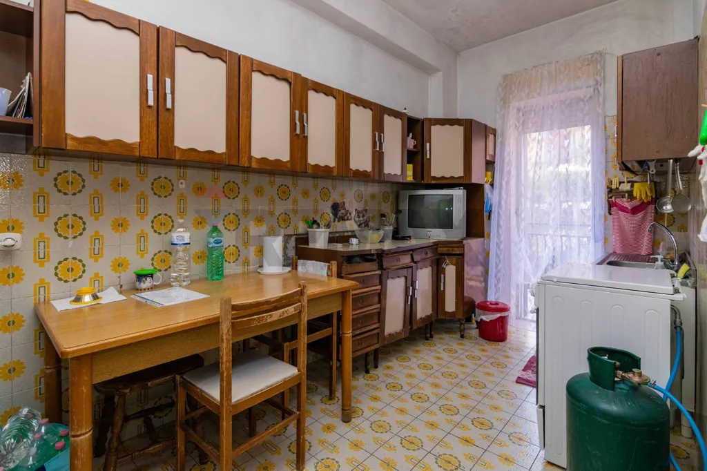 Köök - Apartment with Balcony Views in San Giovanni la Punta