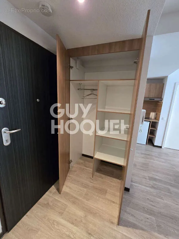 Bedrooms - 2-Bedroom Apartment with Balcony in Saint-Avold