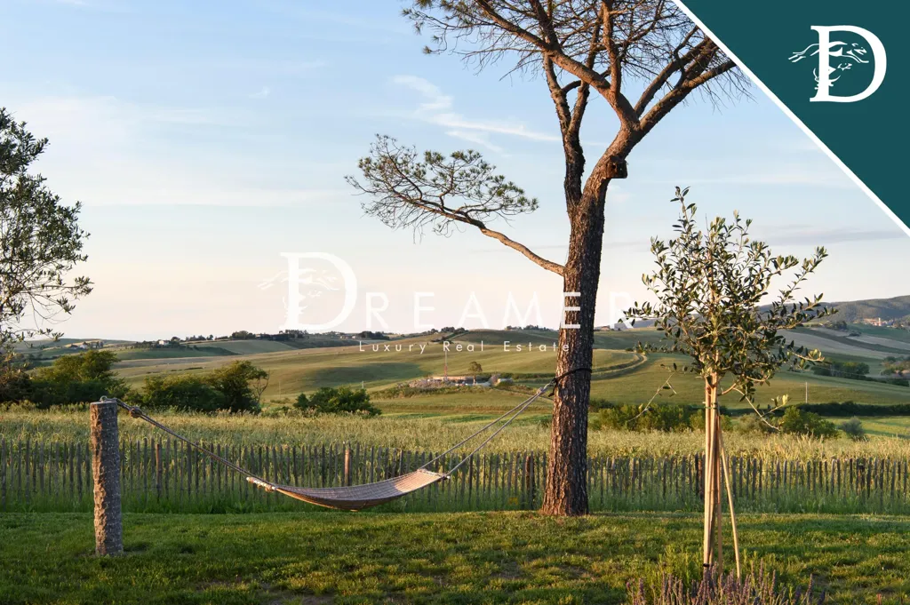 Aed - Luxury Villa with Panoramic Pool in Santa Luce