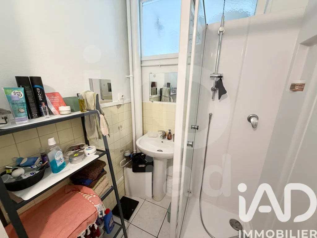 Salles de bain - Appartement avec balcon et vue dégagée à Compiègne