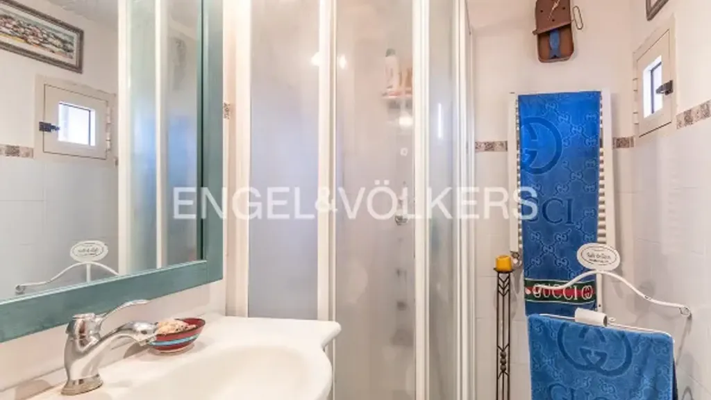 Bathrooms - Trilocale with Panoramic View in Cerveteri