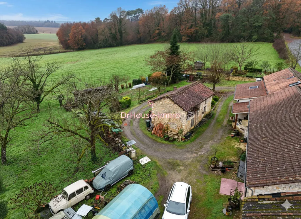 Vue aérienne - Longère Rénovée au Calme dans le Périgord Vert