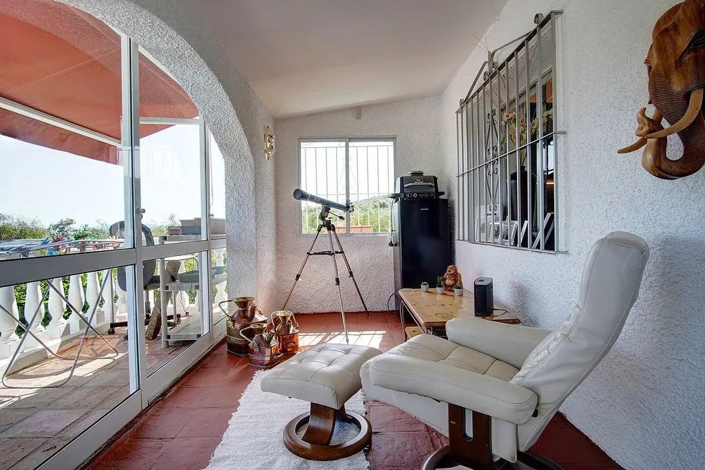Terrasse - Modern Villa with Pool in Torreguadiaro