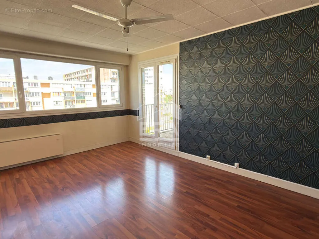 Appartement 4 pièces à Herouville-Saint-Clair