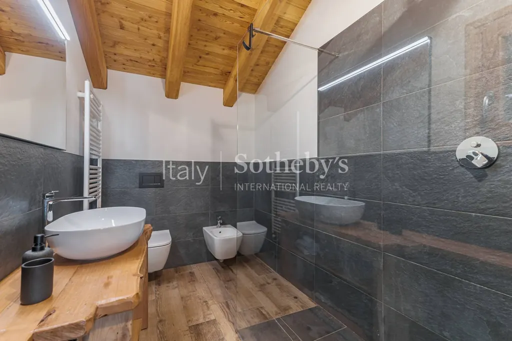 Salles de bain - New Chalet with Dolomites View in Brenta