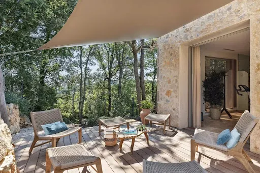 Terrasse - Villa de Luxe avec Piscine à Valbonne