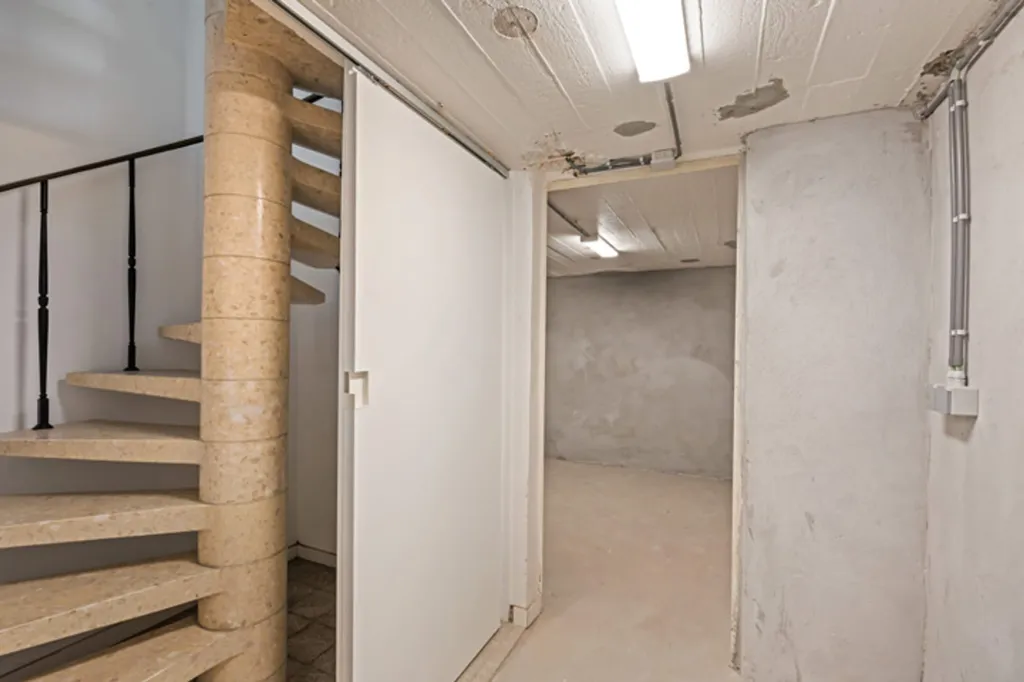 Pièces - Maison Rénovée avec Terrasse à Temse
