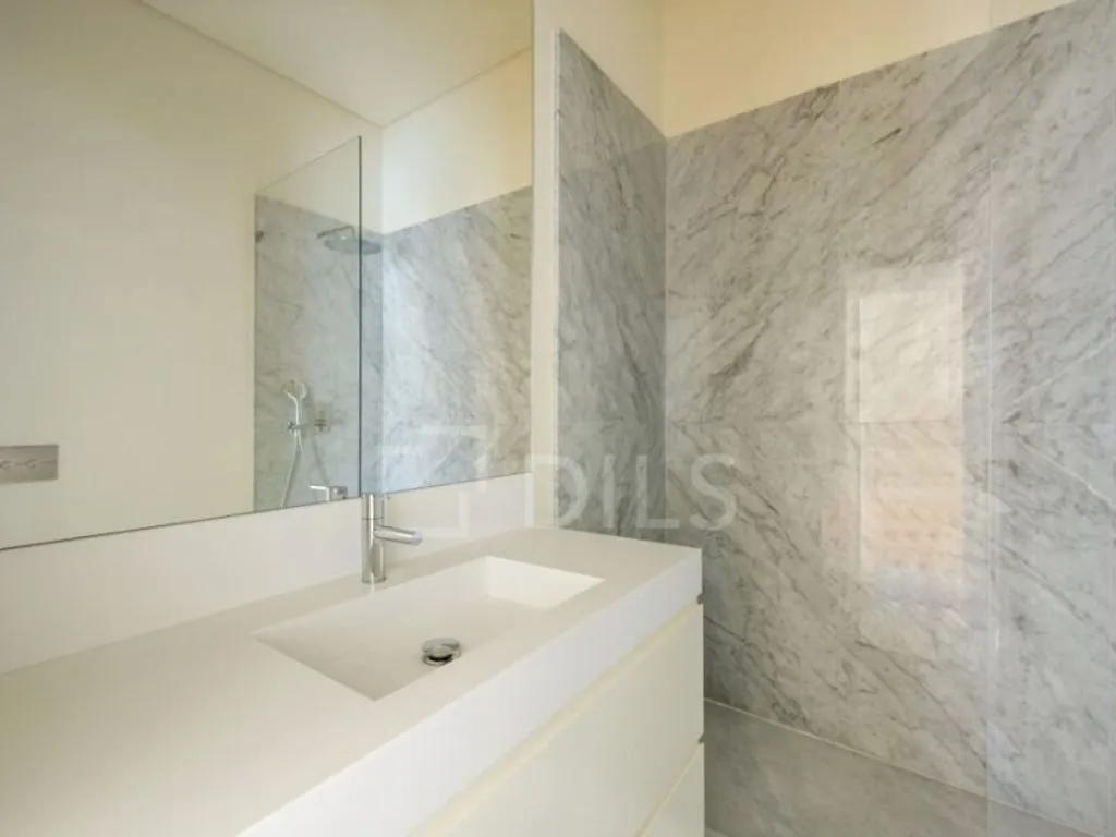 Bathrooms - Luxury Apartment in Palacio Schindler, Lisbon