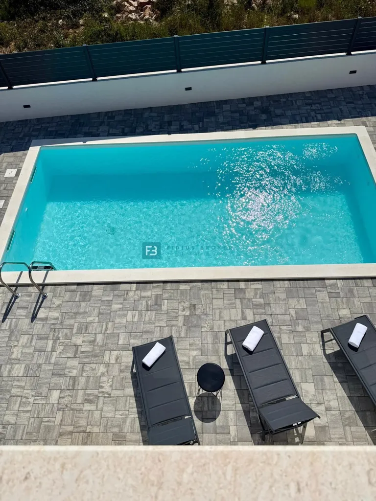 Vista aerea - Modern House with Pool in Vodice