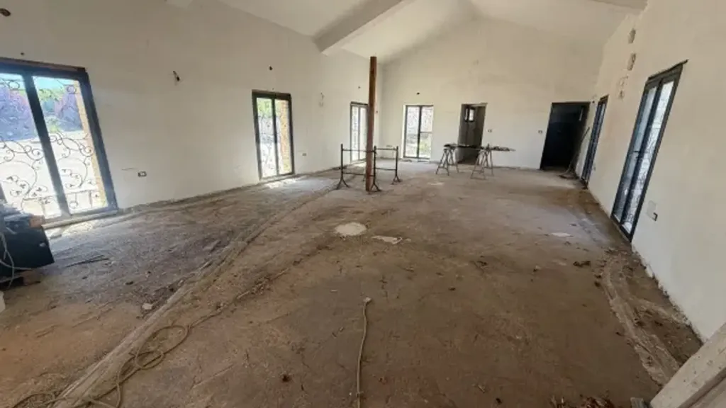 other_room