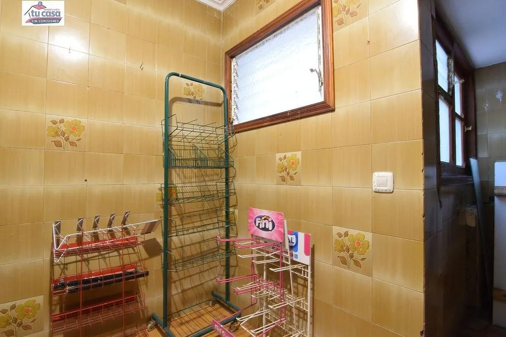 Pesuköök - Ground Floor Flat with Conversion Potential in Zárate