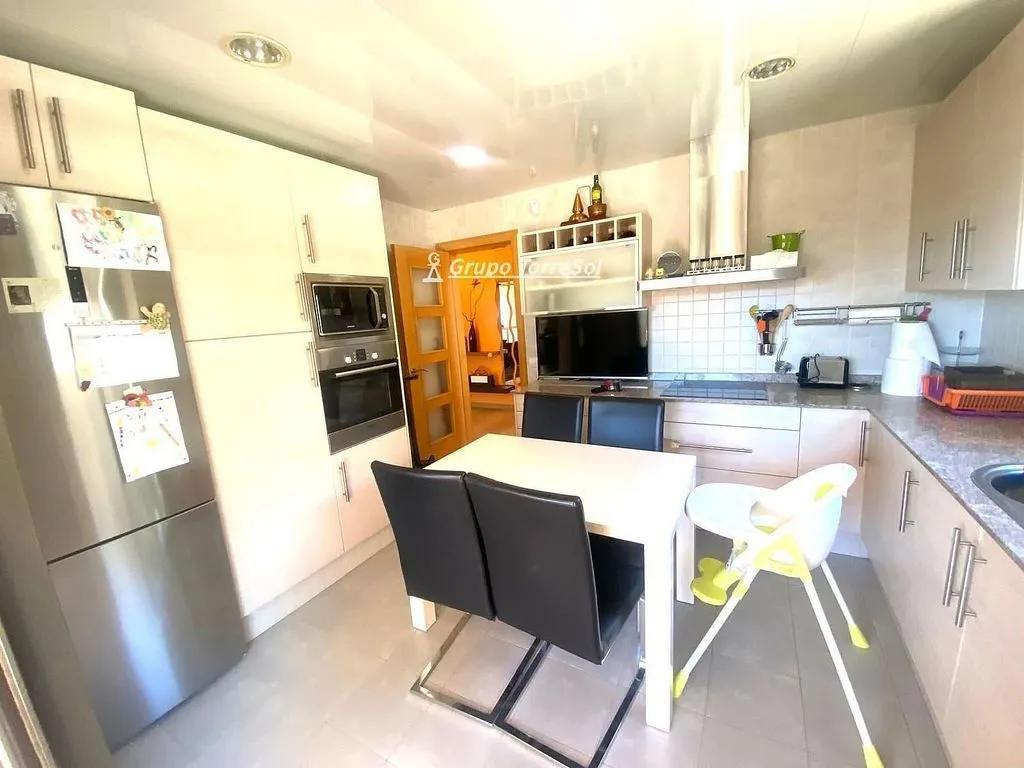 Cuisine - Independent House with Pool in Valldemar