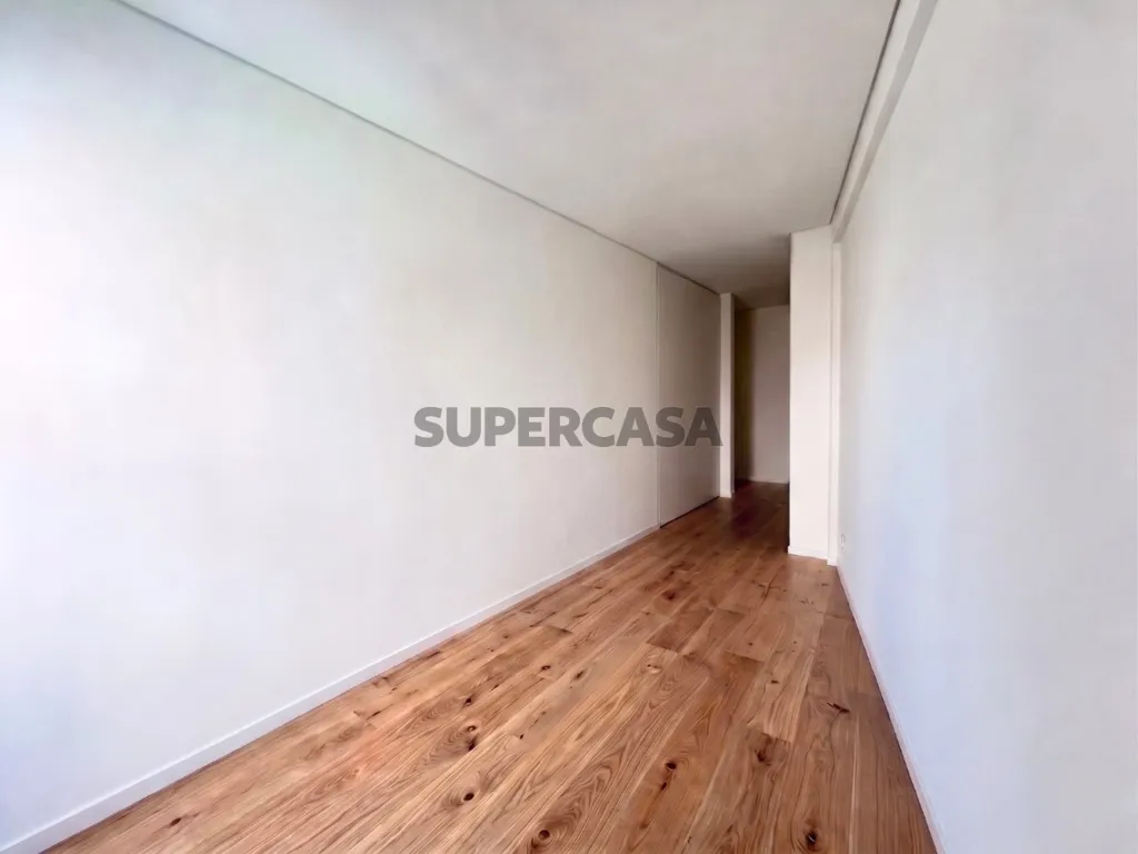 Pièces - Penthouse with Rooftop Pool in Costa de Caparica