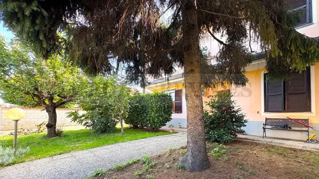 Jardin - Quadrilocale with Garden in Garlasco