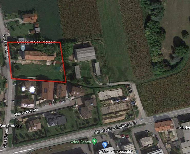 Vue aérienne - Rustic Farmhouse with Development Potential in Medolago