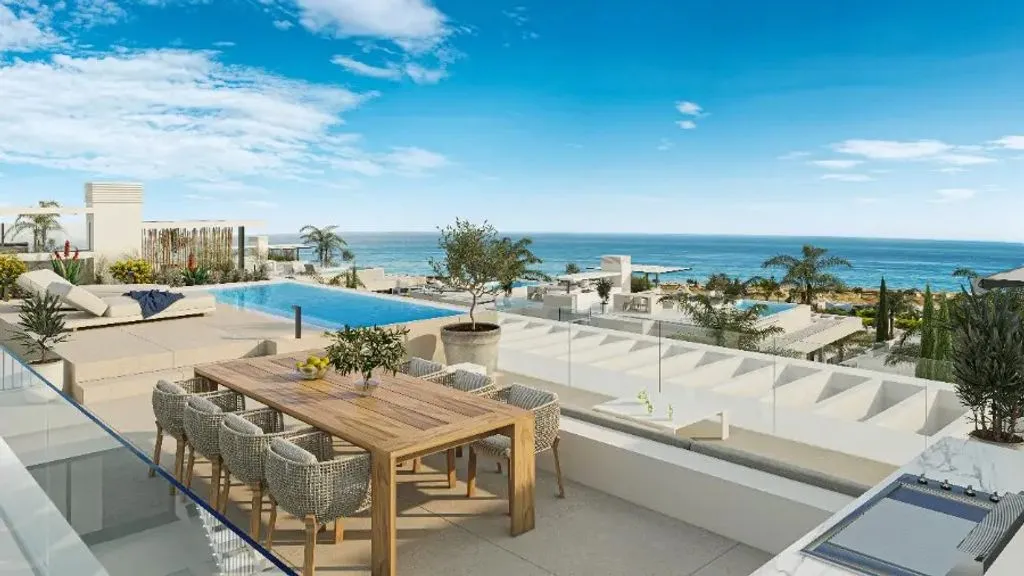Terrace - Luxury Penthouse with Mountain View in Marbella
