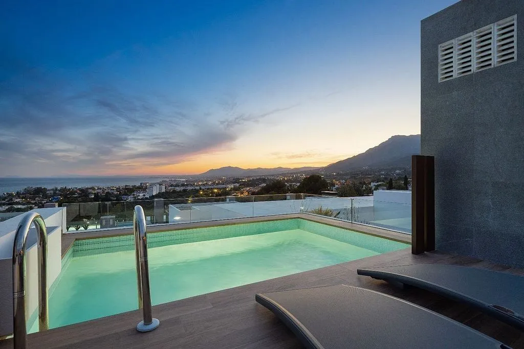 Pool - Penthouse with Pool in Marbella