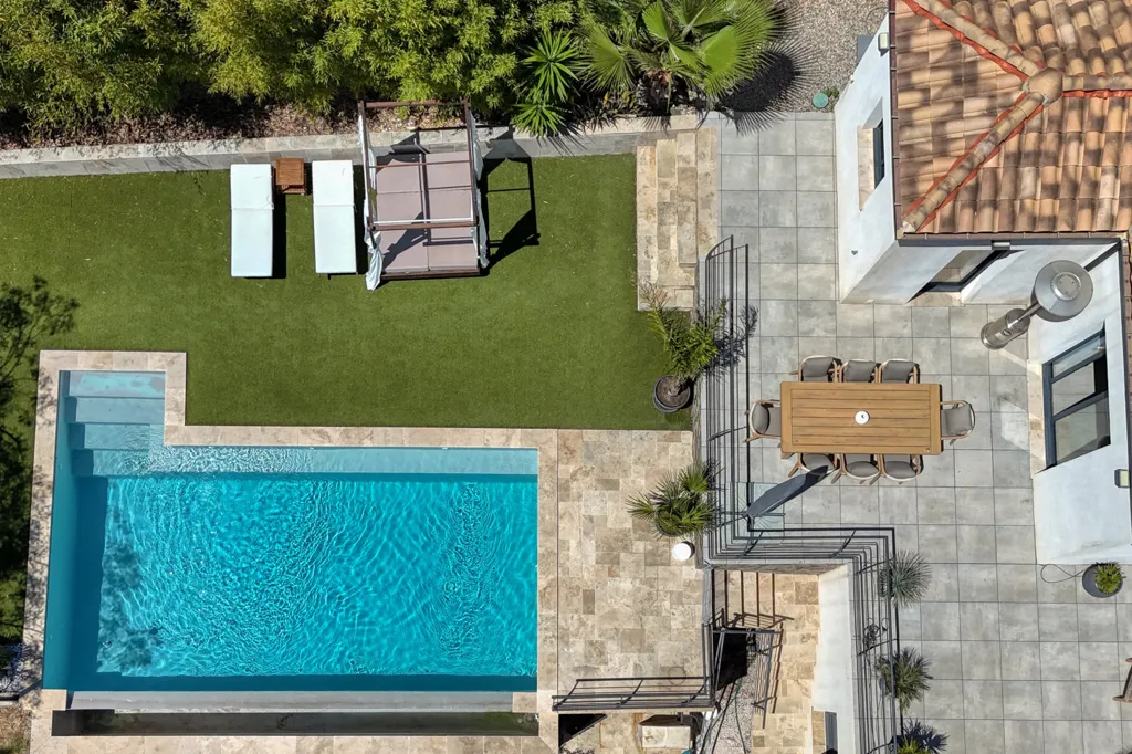 Vue aérienne - Villa avec Vue Panoramique sur la Mer à Saint-Mandrier