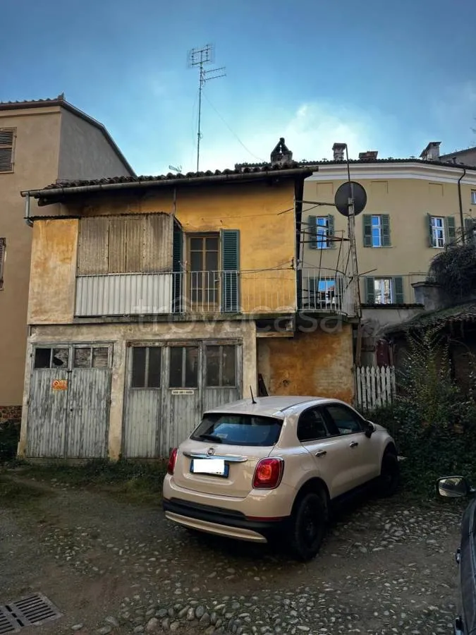 Välivaade - Independent House with Garden in Saluzzo Centre