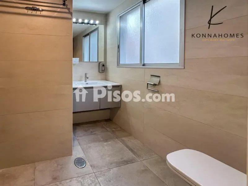 Bagni - Renovated Apartment with Terrace in Benidorm Centre