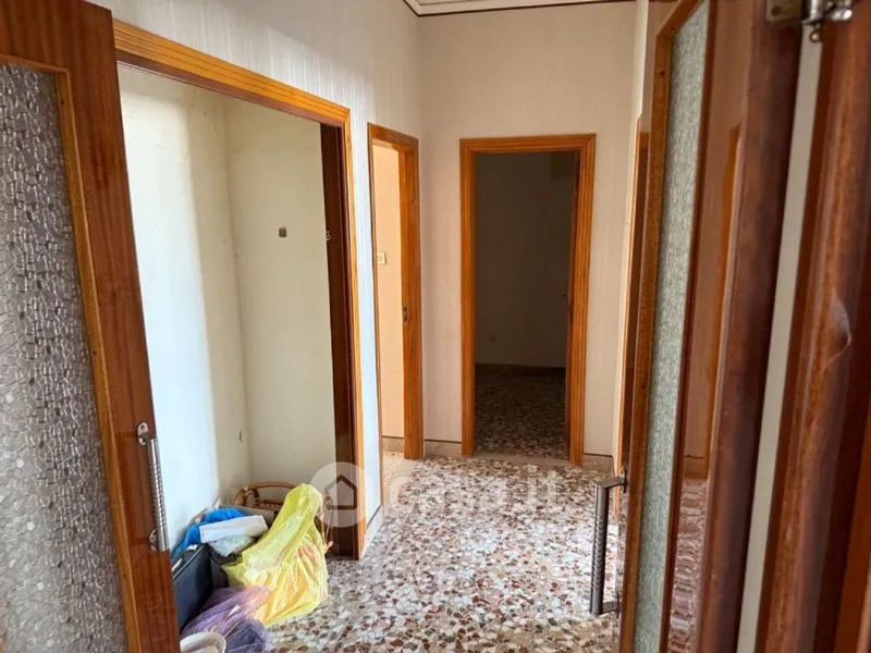 Entrée - Apartment with Balcony in Caltanissetta Centre