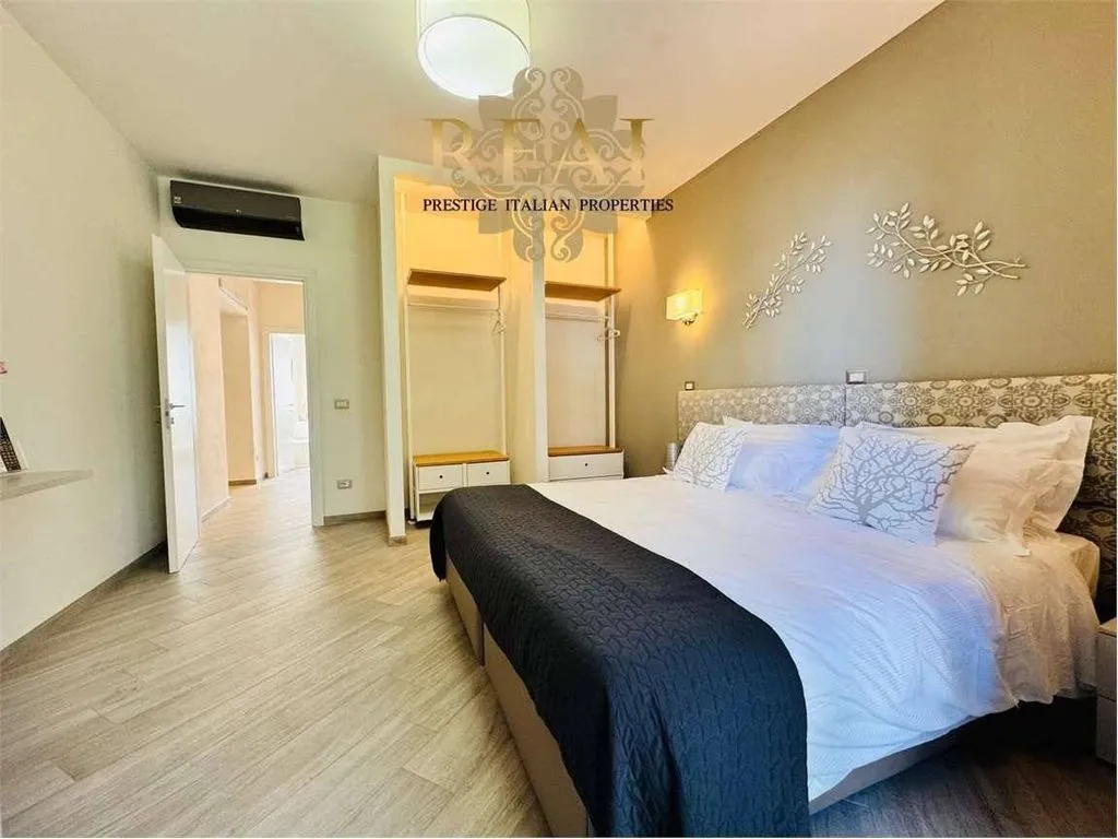 Chambres - Luxury Flat with Balcony in San Frediano, Florence