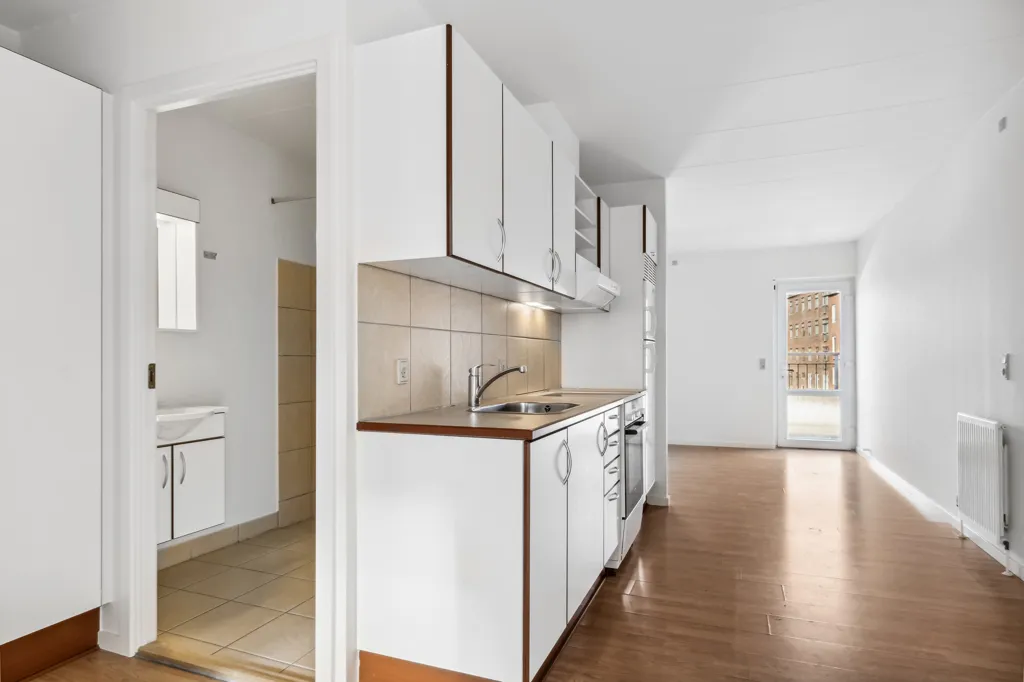 Cucina - Modern Flat with Balcony near Odense Harbour