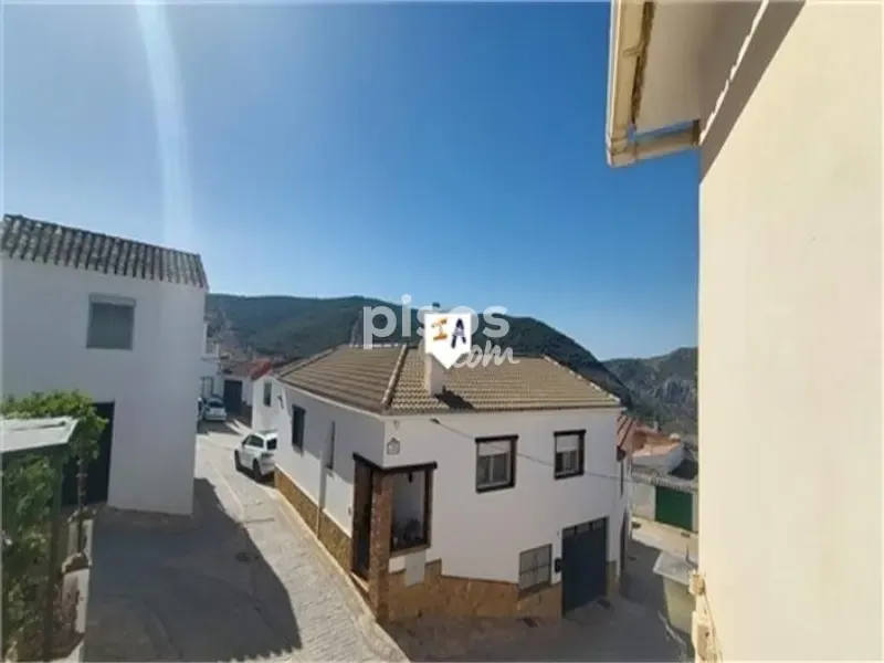 Välivaade - Renovated House with Patio in Tózar, Moclín