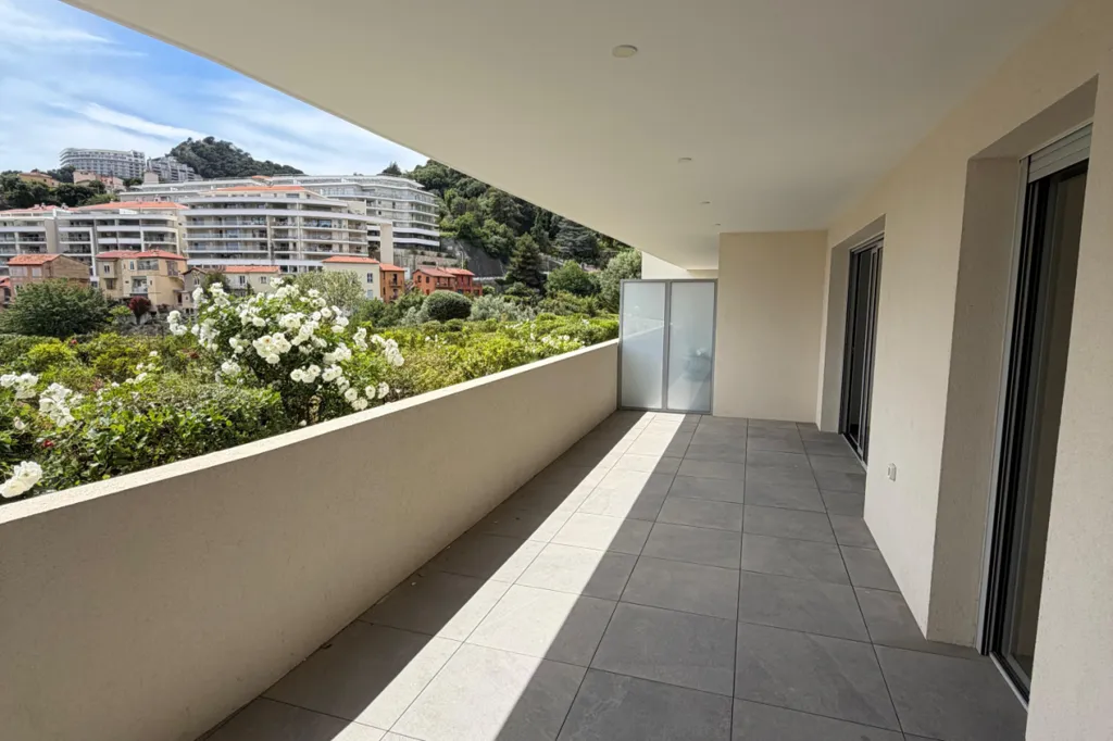Rõdu - Modern Apartment with Sea View in Beausoleil