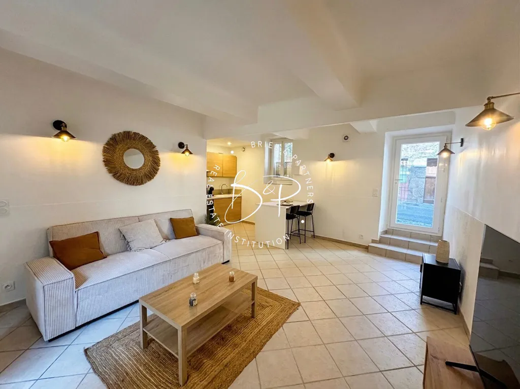 Elutuba - Furnished Flat with Courtyard in Lorgues