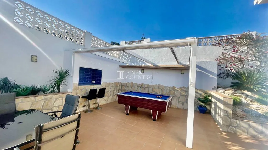 Terrass - Modern Villa with Panoramic Views in Pedreguer