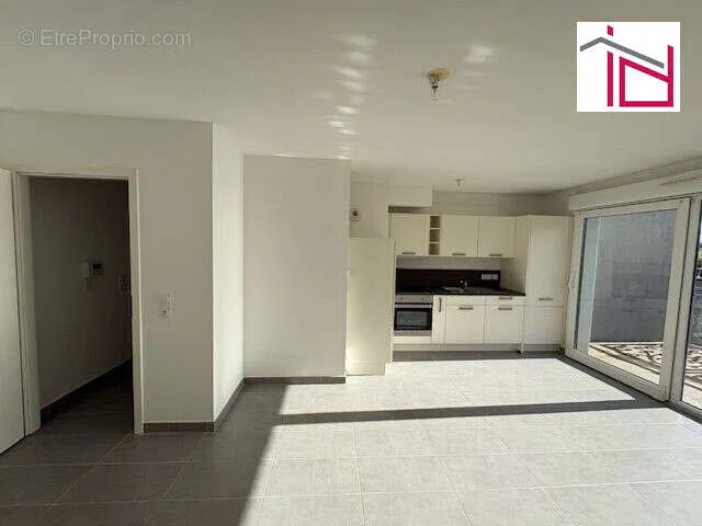Köök - Modern Flat with Terrace in Prestigious Residence
