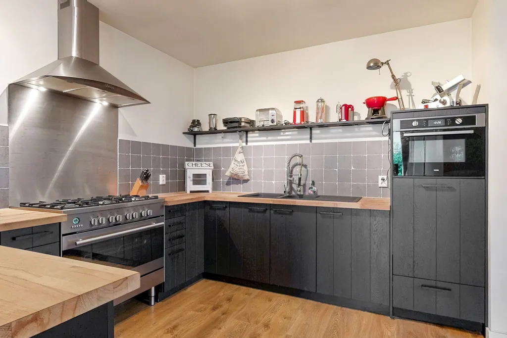 Cuisine - Modernised 1930s House with Garden in Leiderdorp